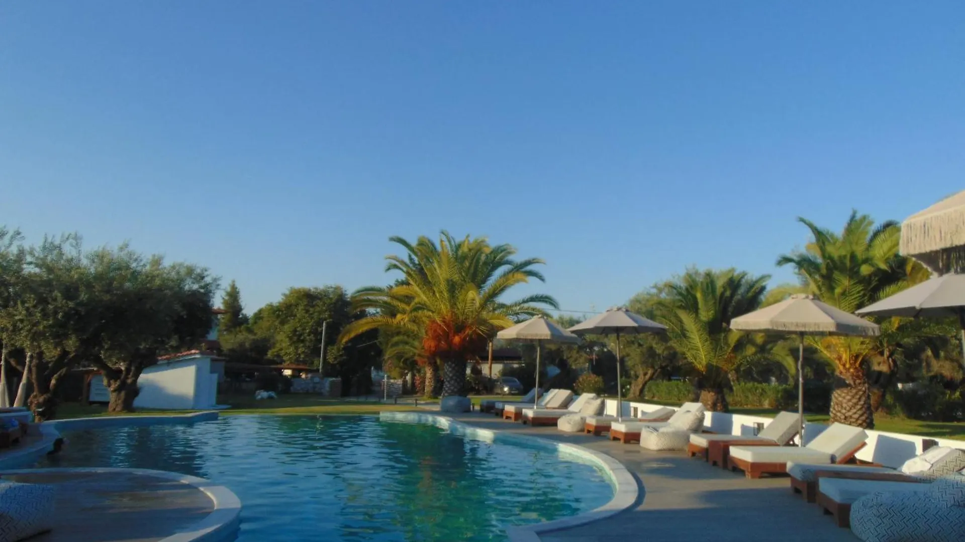 Domus Hospitality Aparthotel Vourvourou